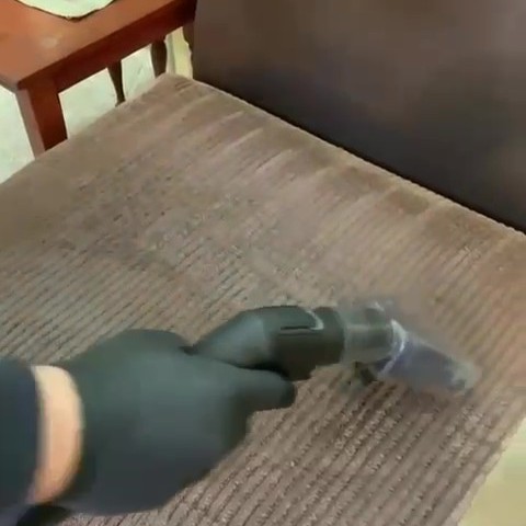 تنظيف الأثاث بأنواعه